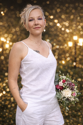 renvoit vers la page créations