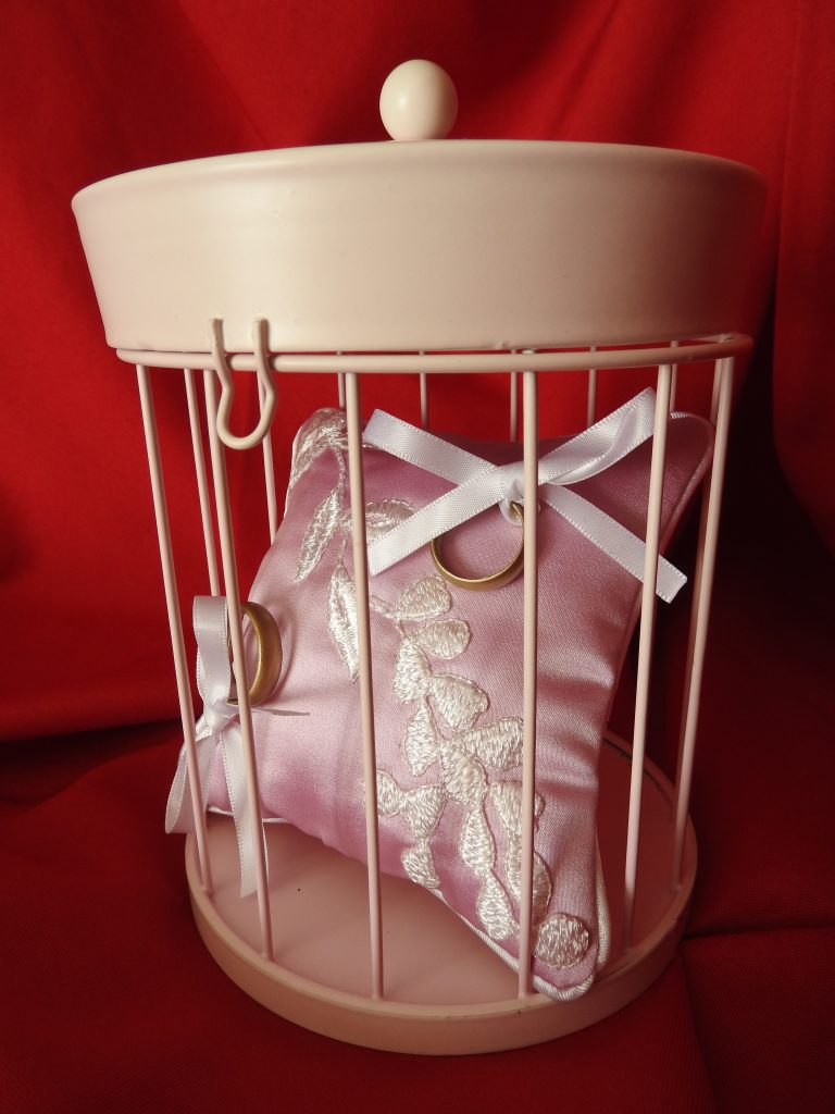 Coussin d'alliances Pétale de rose Création